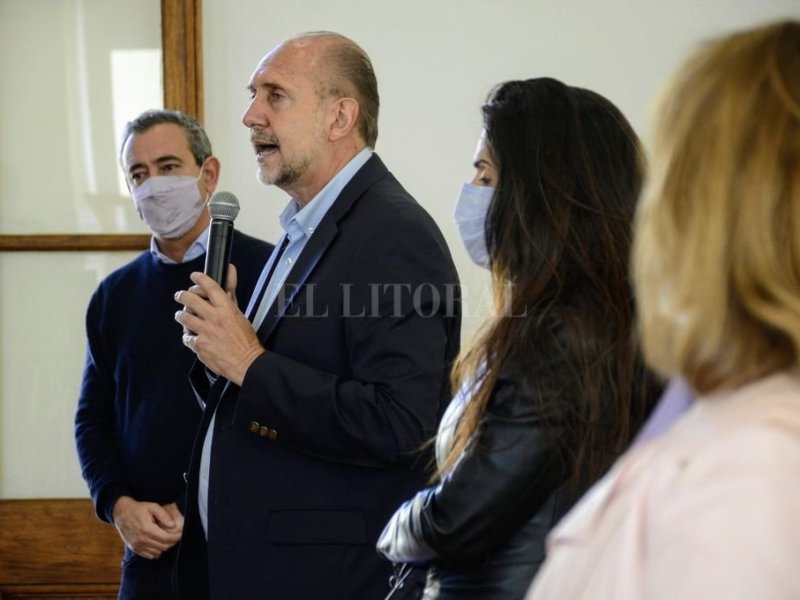 Perotti se reúne este sábado con la cúpula policial de la provincia