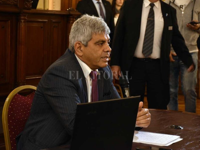El fiscal general sugirió cambios al proyecto para la no excarcelación por portación ilegal de armas