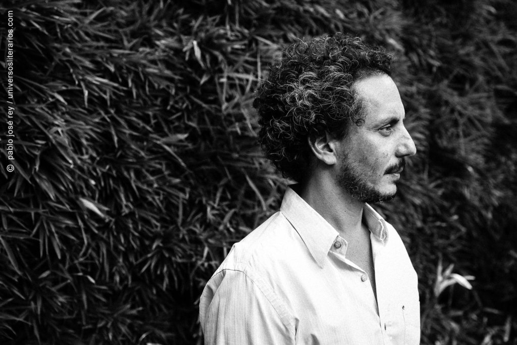 Félix Bruzzone. El escritor que incomoda