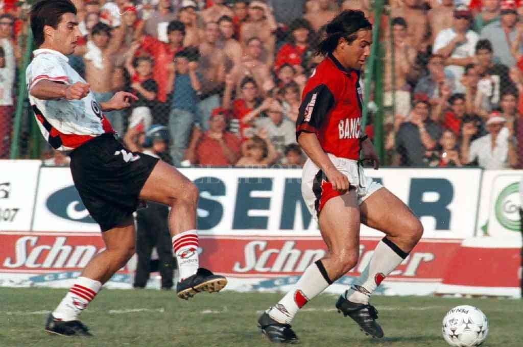 Cristian Castillo, filoso y punzante: «Colón es el Rey de la ciudad»