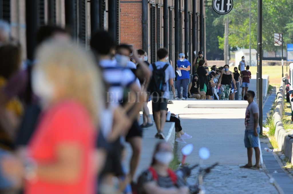 Coronavirus en Santa Fe: amplían los horarios de testeos ante el incremento de la demanda