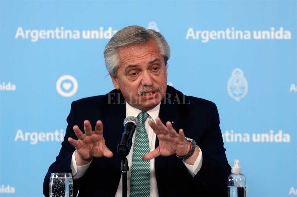 Fernández descartó medidas restrictivas pese al incremento de casos de Covid-19
