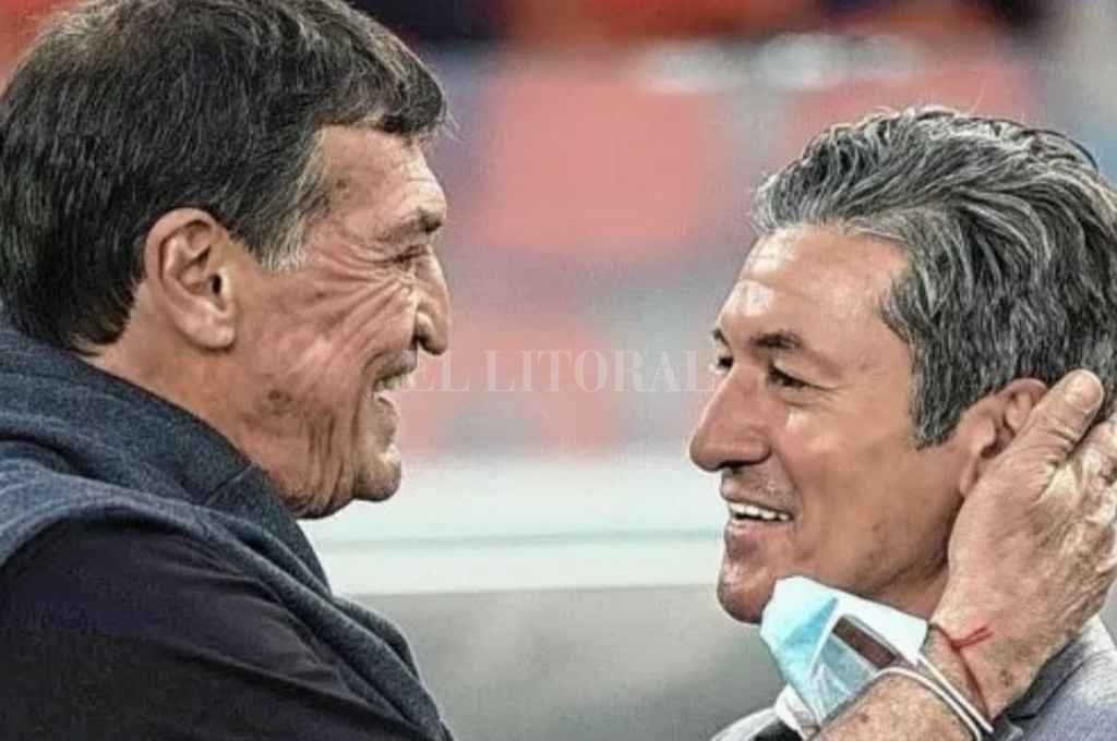 Julio Cesar Falcioni a un paso de convertirse en entrenador de Colón