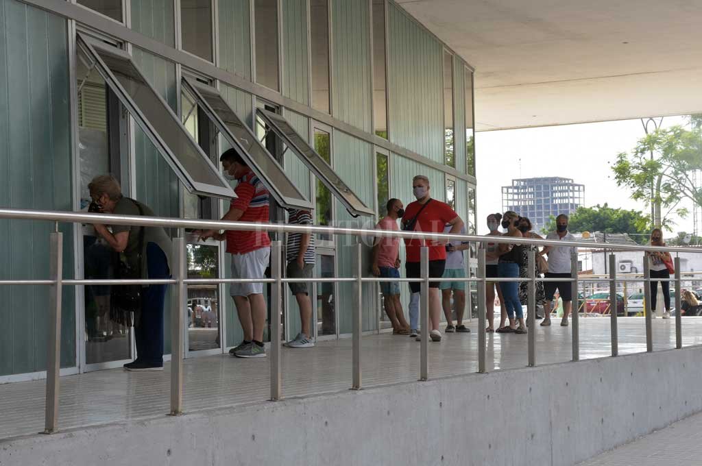 En Santa Fe ciudad, de una semana a otra la  suba de nuevos casos de Covid fue de 580 %