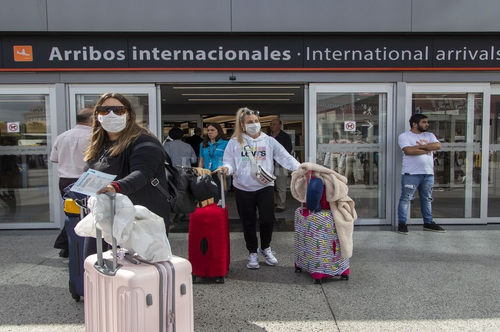 Coronavirus: Requisitos vigentes para los argentinos que viajen al exterior