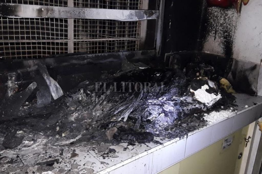 Incendio en el jardín de infantes N° 224 Monseñor Rodríguez de la ciudad de Santa Fe