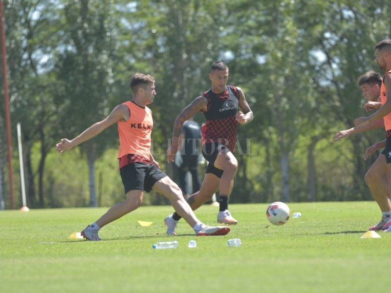 Colón «abrochó» dos amistosos