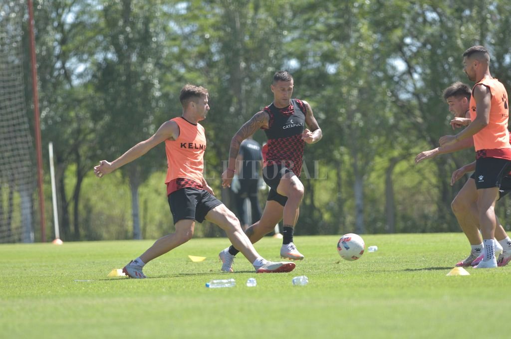 Colón «abrochó» dos amistosos