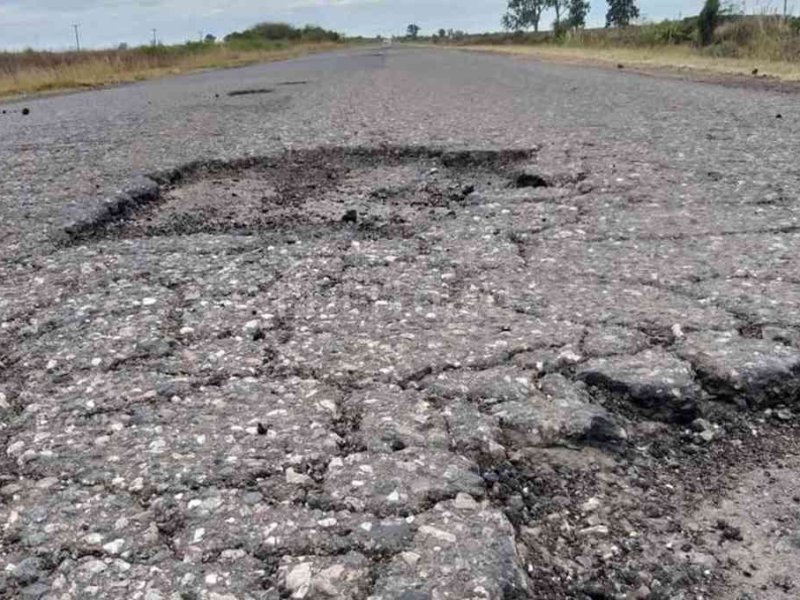 Michlig solicitó obras de bacheo, alteos, desagües y ripio en rutas provinciales