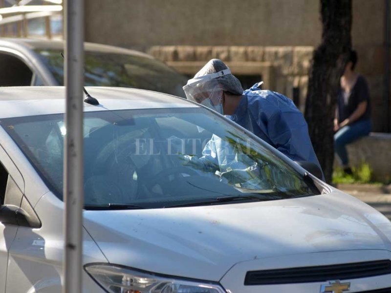 La odisea de ser testeado en Santa Fe para confirmar el diagnóstico de Covid