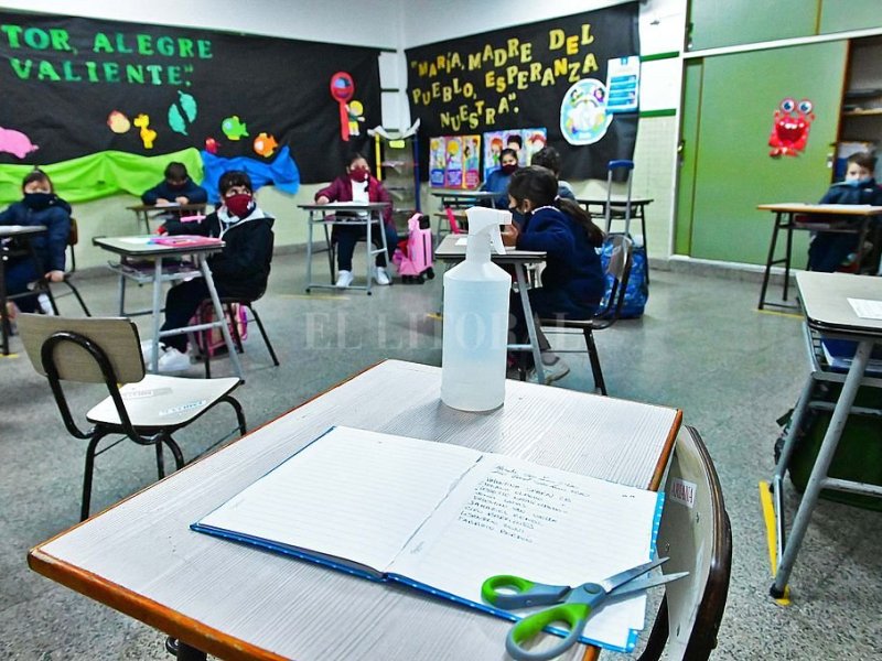 La paritaria docente de Santa Fe comienza sin números de referencia nacional