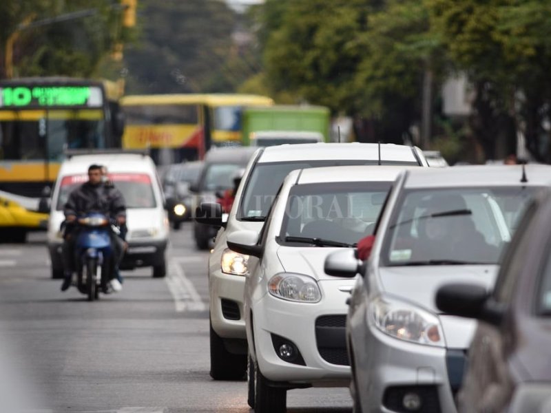 Las dificultades para movilizarse en la ciudad de Santa Fe: qué proyectos tiene el Municipio