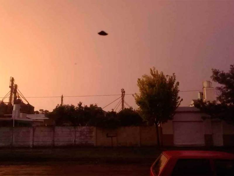 Aseguran que vieron un OVNI en el sur de Santa Fe