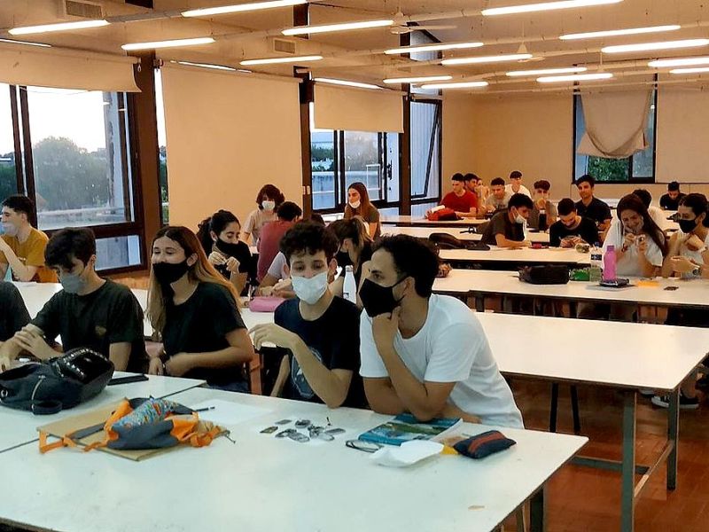 Una universidad de la provincia de Santa Fe confirmó que pedirá el pase sanitario para cursar