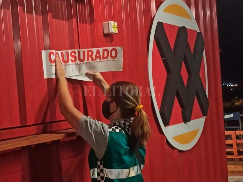 Santa Fe: clausuraron dos paradores de la Costanera Este por ruidos molestos