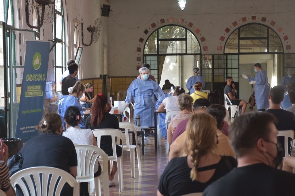 Los casos en la ciudad de Santa Fe descendieron un 60 por ciento