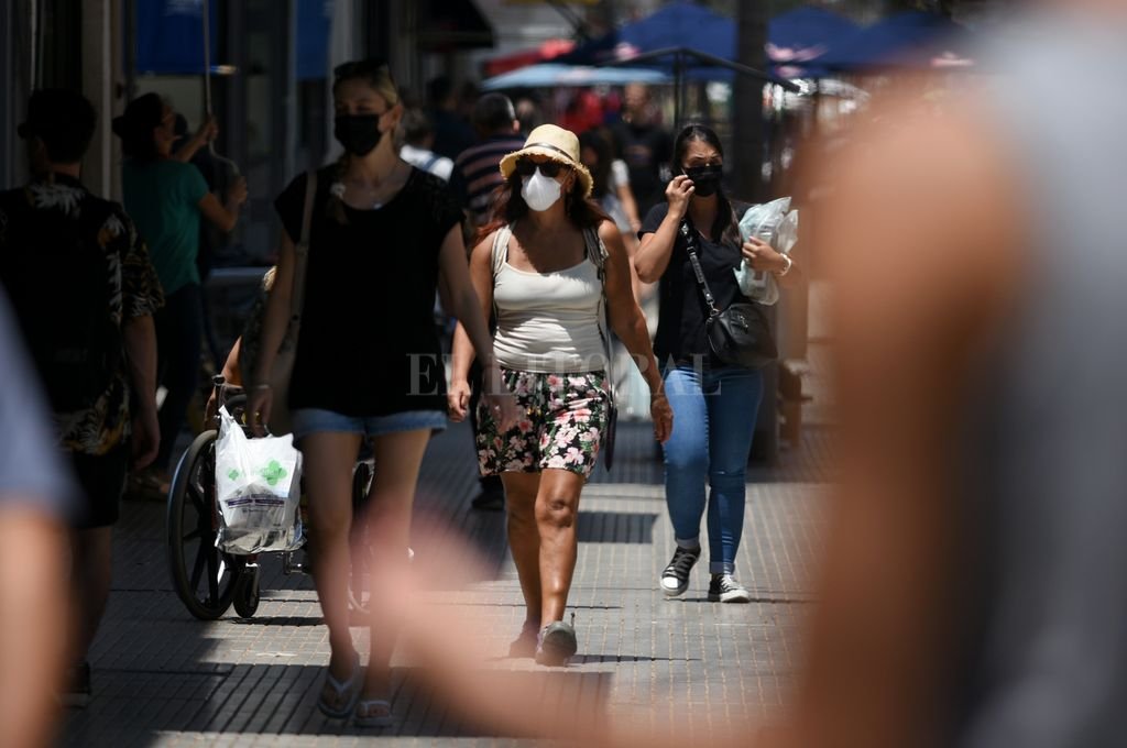 La provincia de Santa Fe confirmó 14 decesos y 3.912 nuevos contagios de Covid