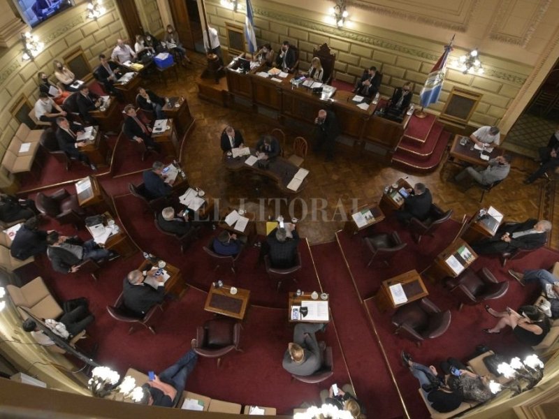 Vuelve la actividad a la Legislatura santafesina