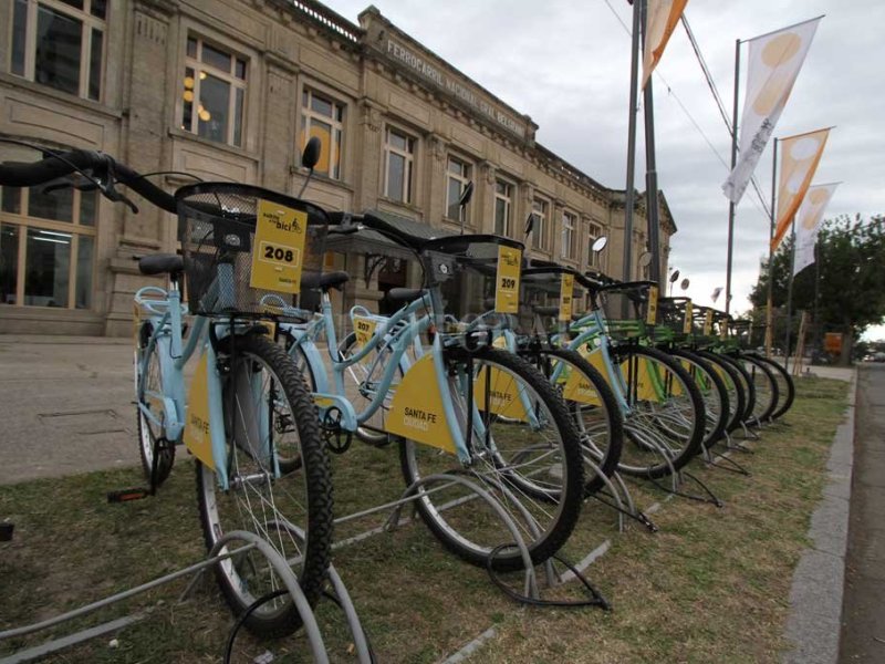 Paraná y Rosario suman bicicletas públicas: ¿Qué pasa en Santa Fe?