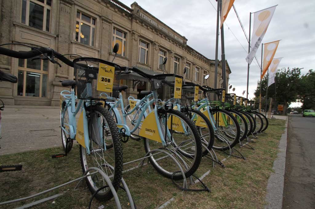 Paraná y Rosario suman bicicletas públicas: ¿Qué pasa en Santa Fe?