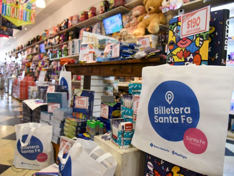Se presentó la canasta escolar promocional con reintegro de Billetera Santa Fe
