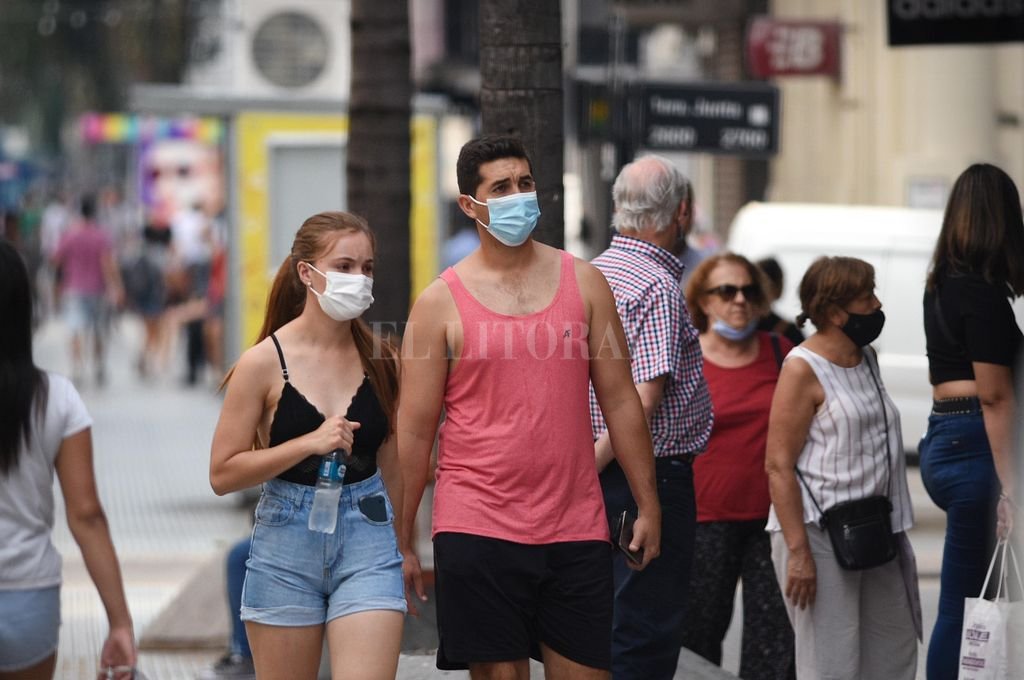 Bajaron un 45 % los casos de coronavirus en la ciudad de Santa Fe