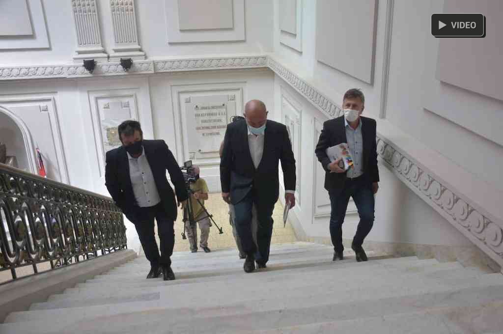 Los gremios estatales de Santa Fe esperan una oferta salarial y piden que sea con cláusula de revisión