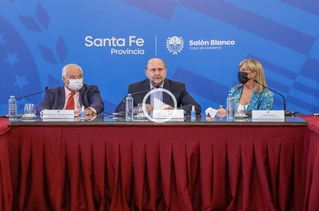 Los tres poderes santafesinos en la mesa, con Seguridad en el menú