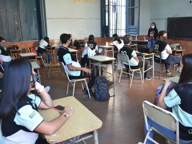 Educación definió qué pasará con los alumnos de secundaria en Santa Fe