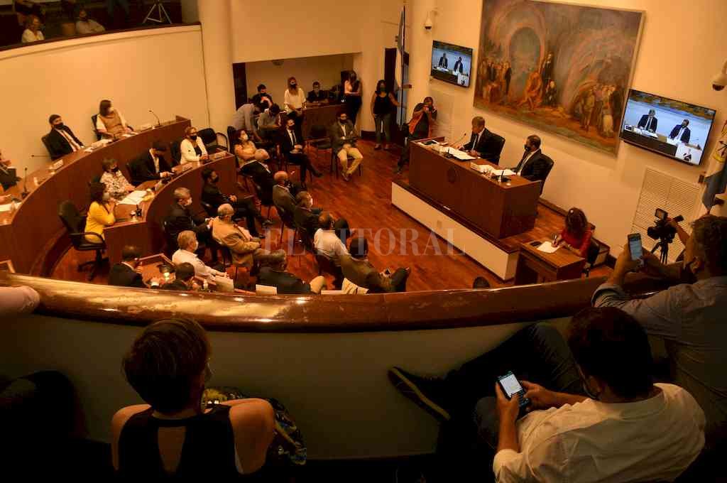 El jueves 3 de marzo, Jatón inaugurará las sesiones del Concejo de Santa Fe