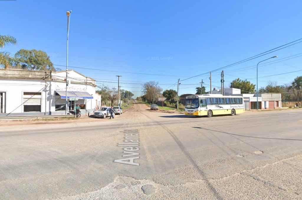 En Recreo: hallan mujer golpeada e inconsciente en la vía pública