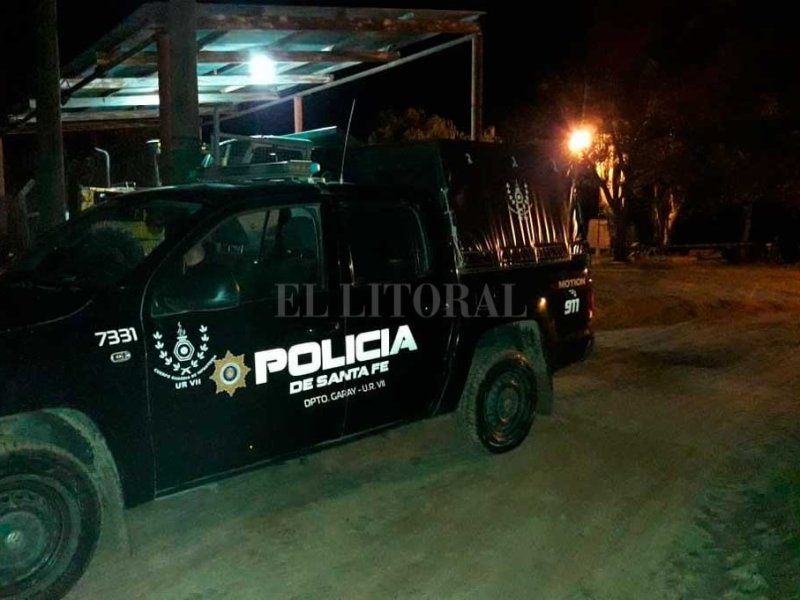 Noche de furia en la costa; un menor baleado,  una mini «pueblada» y un hombre detenido