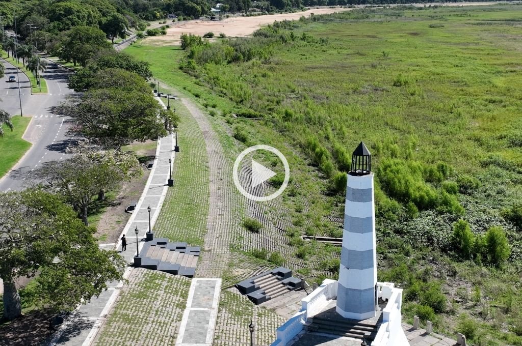 Una nueva vegetación se afianza como el paisaje de la Costanera Santafesina