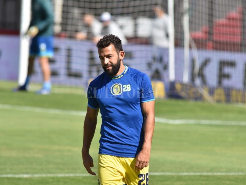 Lucas Gamba fue operado de apendicitis en Rosario