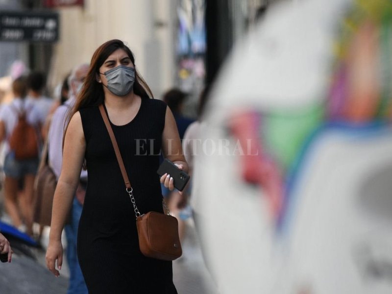 A diferencia de Capital Federal, el barbijo sigue siendo obligatorio en toda la provincia de Santa Fe
