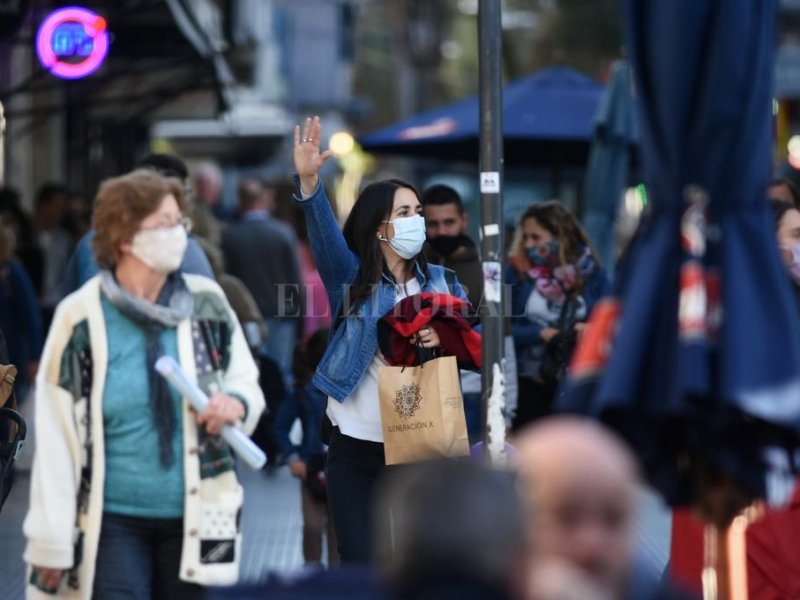 La provincia de Santa Fe informó tres muertes y 127 nuevos casos de Covid-19