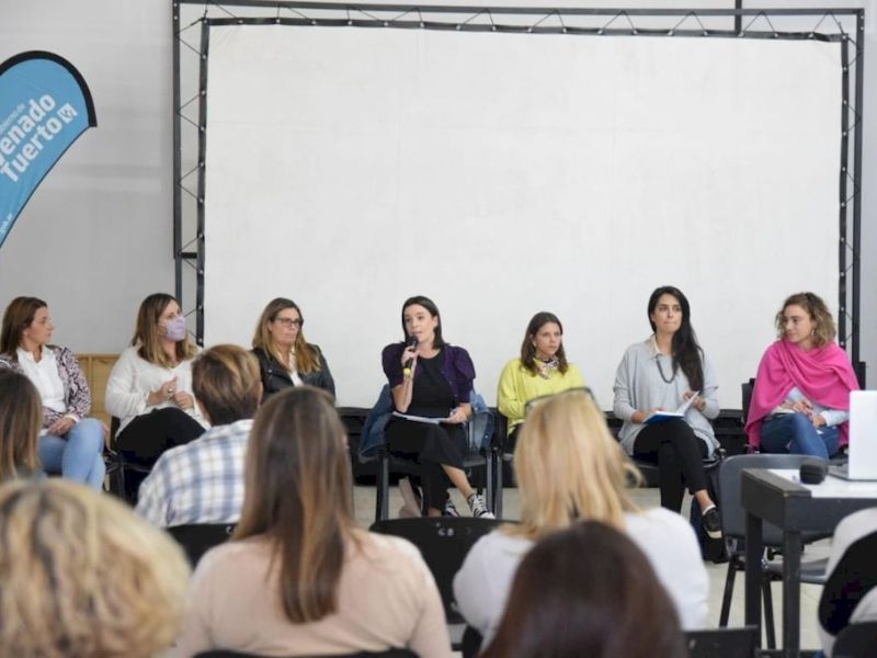 La comisión de Género, Mujeres y Diversidad comenzó a recorrer Santa Fe