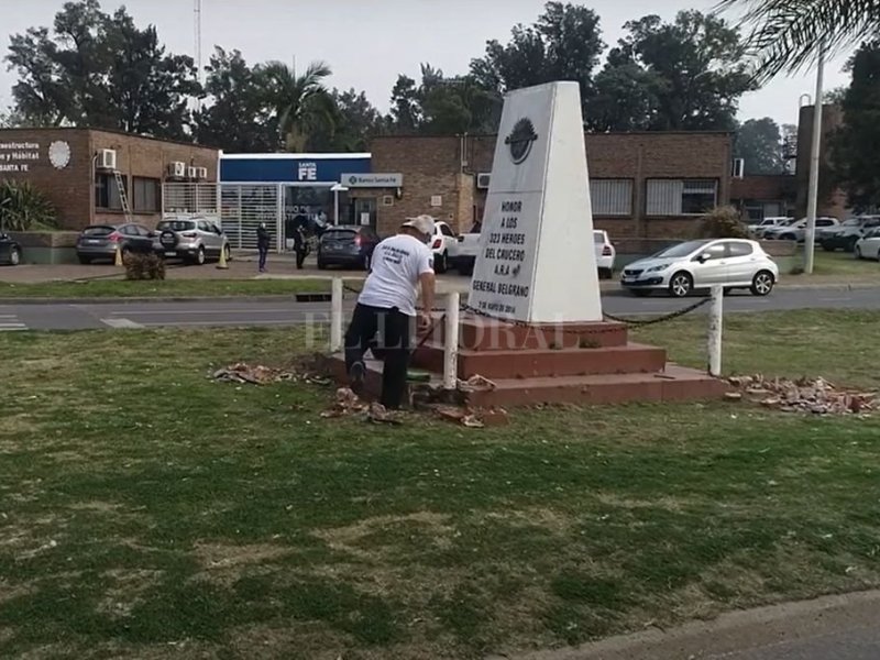 El soldado santafesino que arregló el monumento al ARA General Belgrano