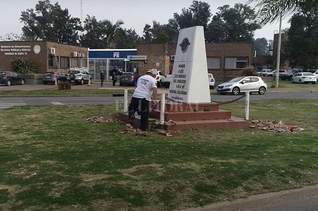 El soldado santafesino que arregló el monumento al ARA General Belgrano