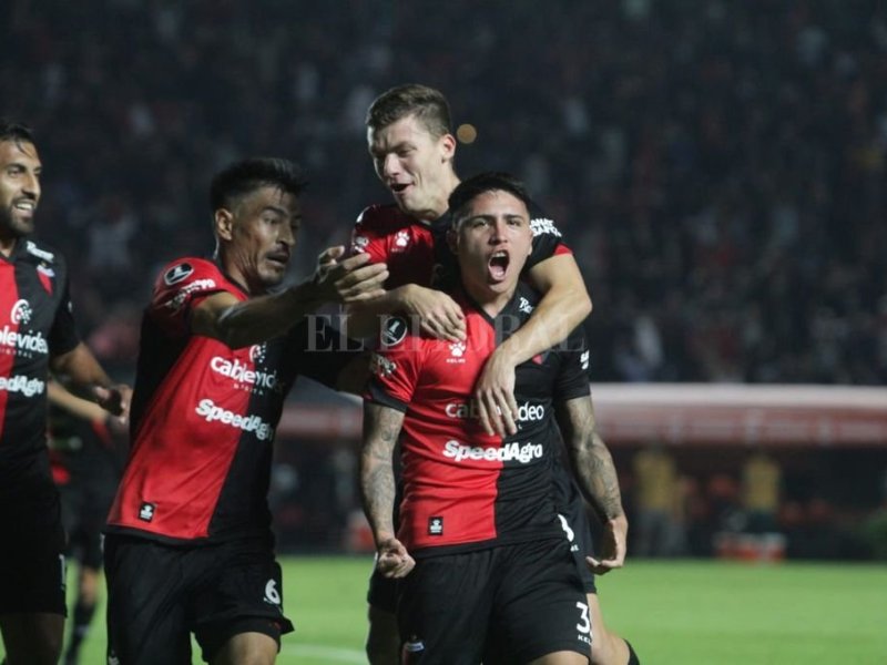 ¡La leyenda continúa!: ahora Colón lo enterró a Peñarol en la Libertadores