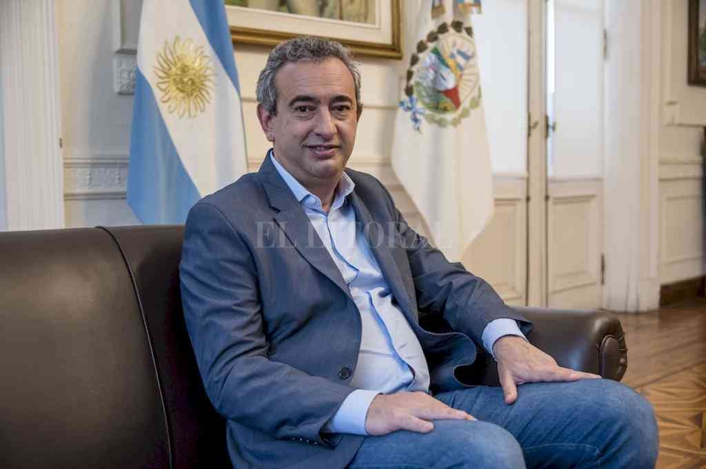 Javkin «entusiasmado» con el  programa Santa Fe + autonomía