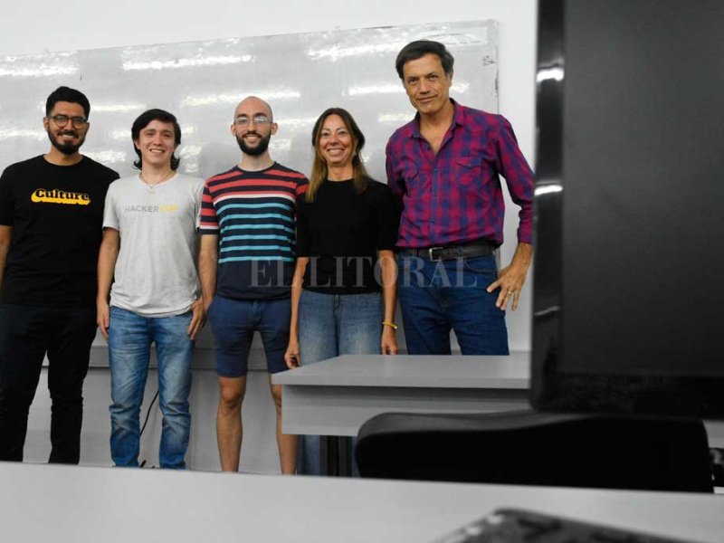 Tres estudiantes de la UTN Santa Fe clasificaron para ir al Mundial de Programación en Egipto