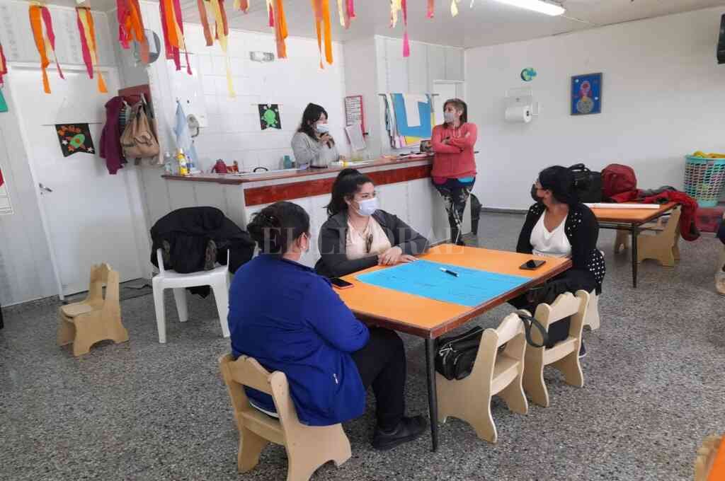 Ciclo de servicios educativos en jardines de infantes de San Lorenzo