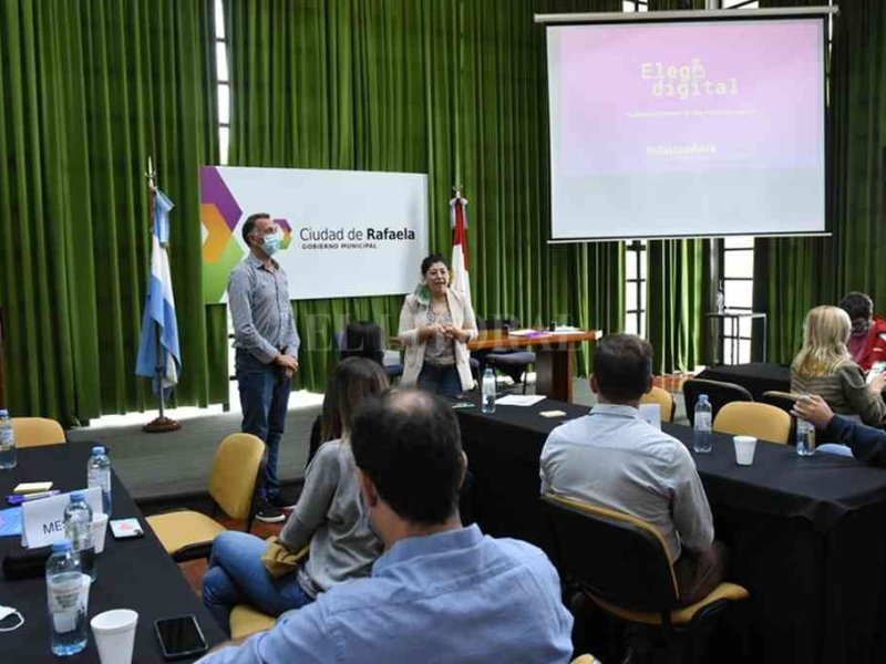 Elegí Digital: diálogo participativo para potenciar el programa en Rafaela