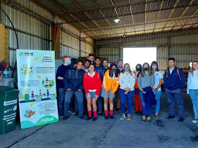 Pilar: alumnos de 6to. Año visitaron la Planta de Separación de Residuos