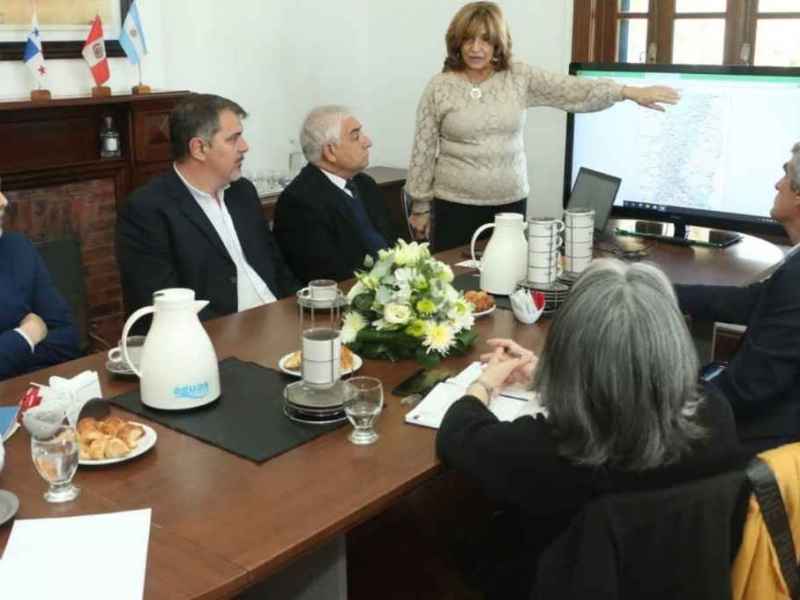 Frana mantuvo un encuentro de vinculación con embajadas