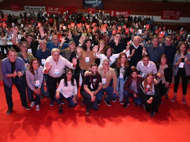 El Socialismo se mostró unido y en plena forma para el debate