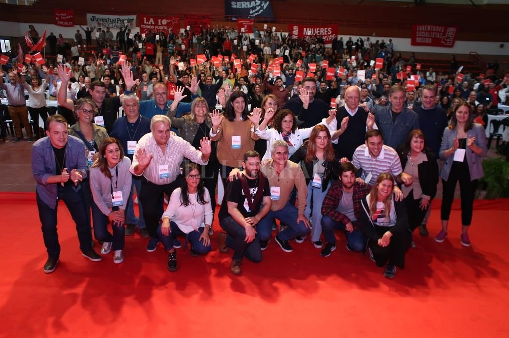 El Socialismo se mostró unido y en plena forma para el debate
