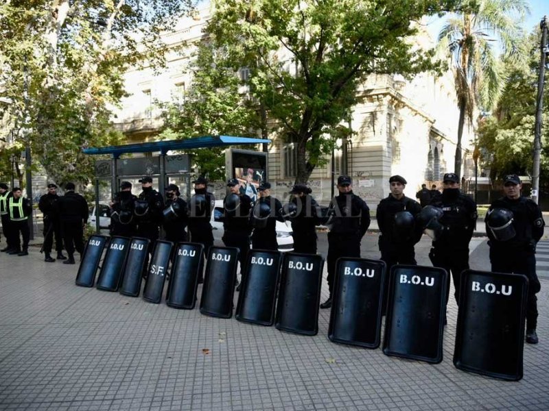 Fuerte operativo de seguridad para la reunión entre jueces federales y la Corte Suprema en Rosario