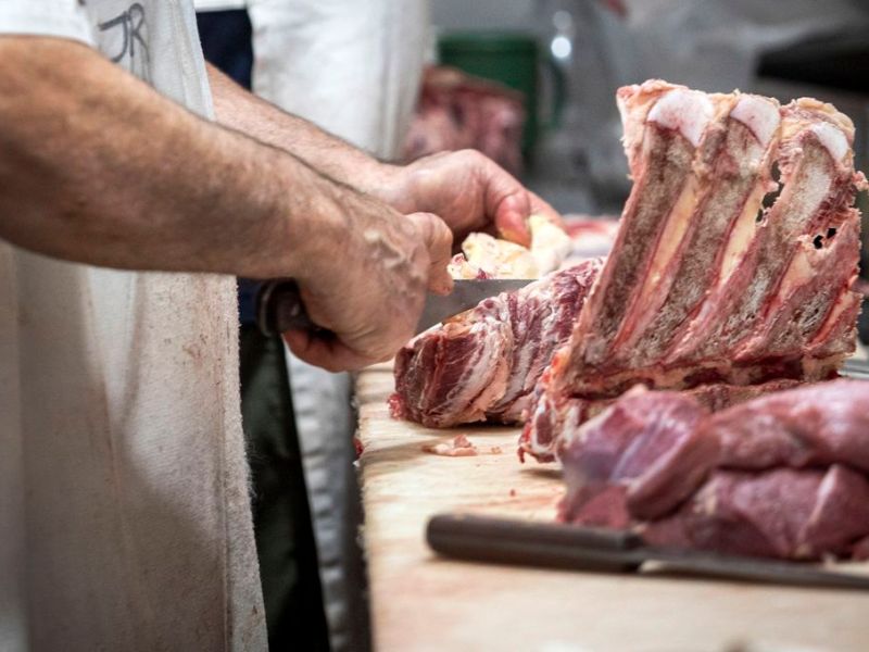 El pescado, la harina, carnes y lácteos, los alimentos que más aumentaron en abril